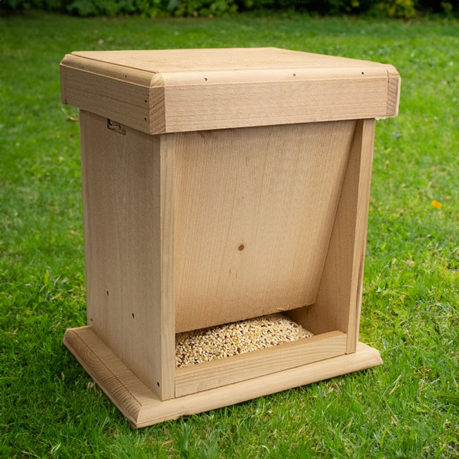 Coveside Wildlife Seed Feeder